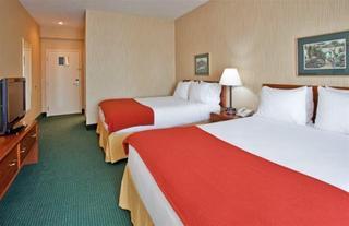 Express & Southwest By Ihg Hotel West Plains