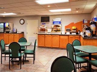 Express & Southwest By Ihg 2* West Plains
